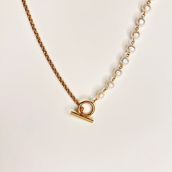 Oceanic Pearl Chain